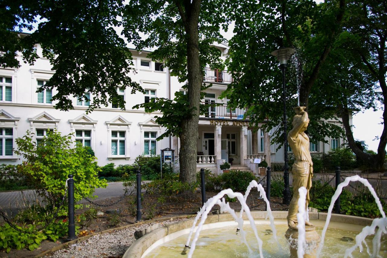 Hotel Apollo Darlowko Esterno foto