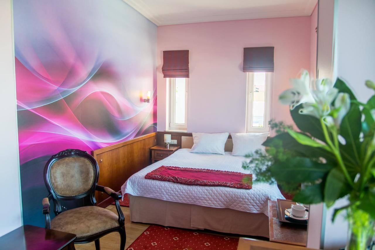 Hotel Apollo Darlowko Esterno foto